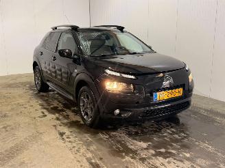 Coche accidentado Citroën C4 cactus 1.2 PureTech 110 12V Hatchback 4Dr Benzine 1.199cc 81kW (110pk) FWD 2017/6