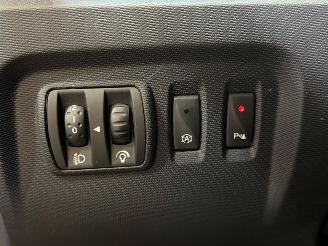 Renault Captur 0.9 TCe Expression picture 12