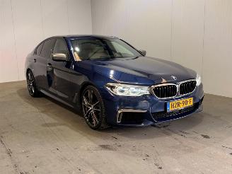Unfallwagen BMW 5-serie M550i xDrive High Executive 2017/12