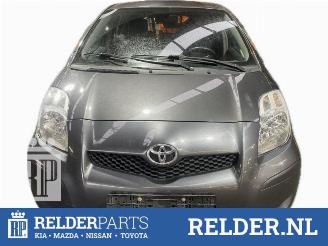 Sloopauto Toyota Yaris Yaris II (P9), Hatchback, 2005 / 2014 1.33 16V Dual VVT-I 2009/11