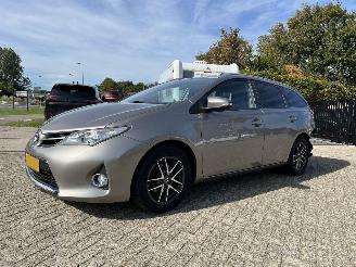 Schadeauto Toyota Auris Touring Sports 1.3 170.709 KM!! 2014/7