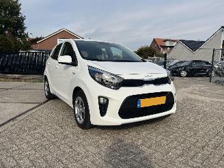 Schadeauto Kia Picanto 1.0 DPi ComfortLine  23.620 KM !! 2023/9