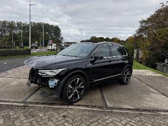 Volkswagen Tiguan 1.5 TSI R-Line pano Business 22.118 KM!! picture 3