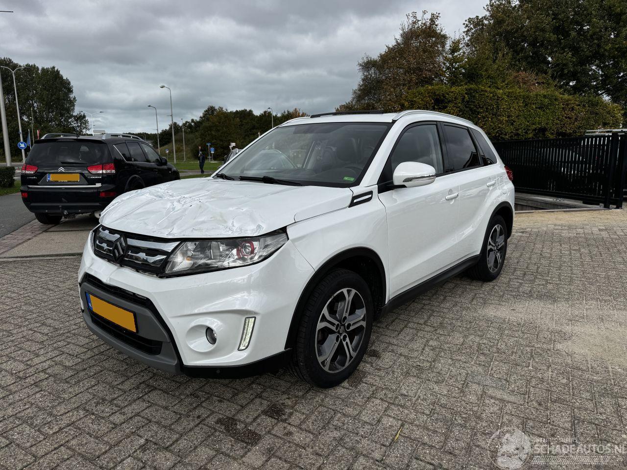 Suzuki Vitara 1.6 High Executive Pano