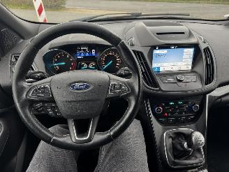 Ford Kuga 1.5 ST Line  158.047 KM!!  1st owner picture 23