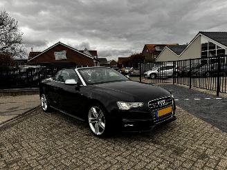 Voiture accidenté Audi S5 3.0 TFSI Cabrio Facelift S-line  158.521 KM!! 2011/12