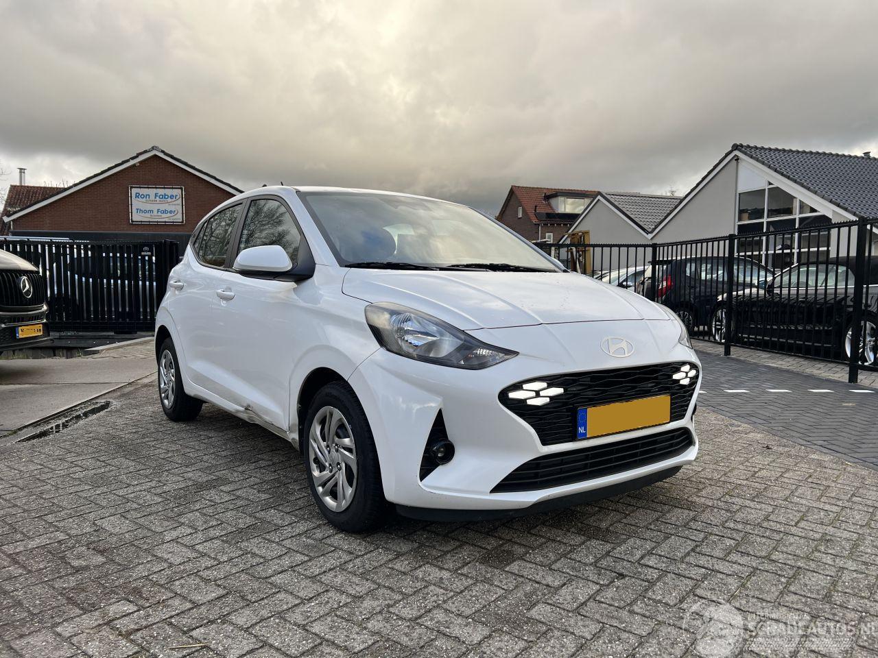 Hyundai I-10 1.0 Comfort 28.127 KM!!