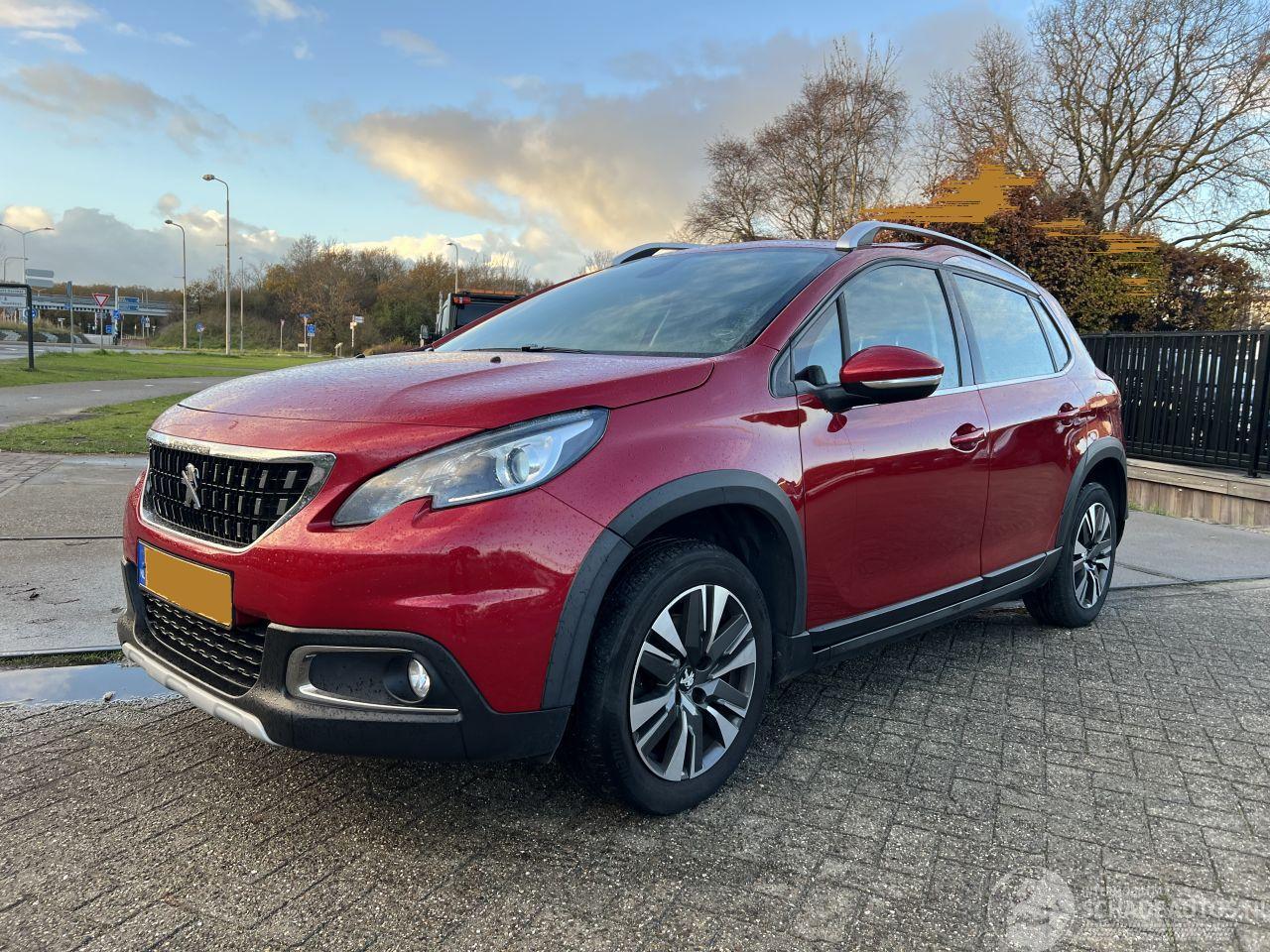 Peugeot 2008 1.2 PureTech Allure 112.095 KM!!