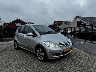Damaged car Mercedes A-klasse 160 Business Class Avantgarde AUTOMAAT !! 2011/3