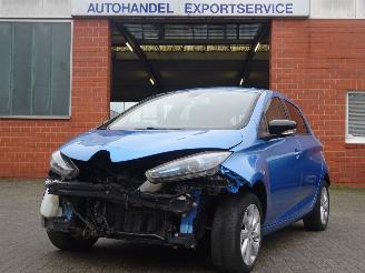 Voiture accidenté Renault Zoé Intens 43kw, Airco, R-Link Navi, Cruise , Incl. Accu !! 2016/12