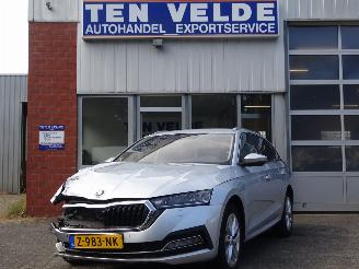 Damaged car Skoda Octavia Combi 1.0 e-TSI Business Edition Plus 2024/6