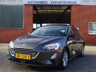 Unfallwagen Ford Focus 1.0 EcoBoost Trend Edition Business Panorama, Airco, Navi 2019/7