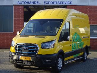 damaged commercial vehicles Ford Transit E-Transit 425 L3H2 Trend 135kw, Airco, Navi, Cruise, DAB+ 2023/6