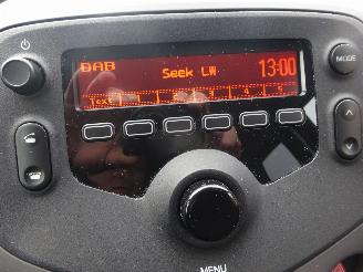Peugeot 108 1.0 e-VTi Active, Airco, DAB+ picture 17