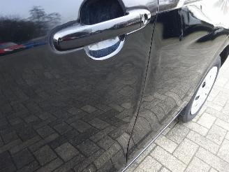 Peugeot 108 1.0 e-VTi Active, Airco, DAB+ picture 10