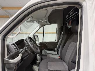 Volkswagen Crafter 2.0TDI 75kW L3H3 Highline picture 13