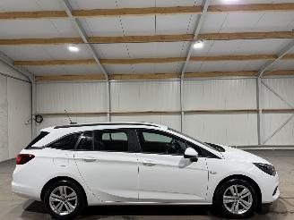 Coche accidentado Opel Astra ST 1.2 81kW Navi Airco Edition 2021/1