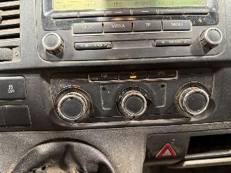 Volkswagen Transporter 2.0TDI 75kW L2H1 DC picture 16