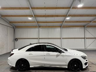 Auto incidentate Mercedes Cla-klasse 200 115kW Automaat Airco Camera 2014/9