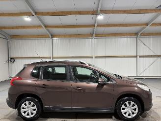 damaged passenger cars Peugeot 2008 1.2VTi 60kW Active Airco 2013/6