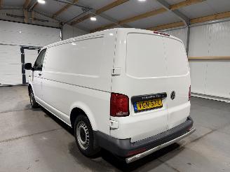 Volkswagen Transporter 2.0TDI 81kW L2H1 Koelwagen picture 12