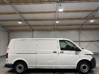 Vaurioauto  commercial vehicles Volkswagen Transporter 2.0TDI 81kW L2H1 Koelwagen 2020/9