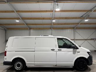 damaged commercial vehicles Volkswagen Transporter 2.0TDI 75kW Airco L2H1 Comfortline Koelwagen 2020/1