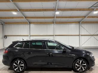 Coche accidentado Renault Mégane 1.3TCE 120kW GT-Line 2019/12