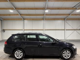 Vaurioauto  passenger cars Volkswagen Golf 1.6TDI 81kW Airco Comfortline 2016/6