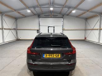 Volvo V-60 2.0B3 120kW Automaat Essential Edition picture 7