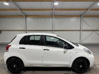 Unfallwagen Toyota Yaris 1.0VVTi 51kW Acces  Airco 2011/3