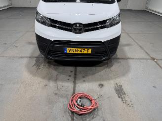 Toyota Proace 50kWh Electric Worker 100kW picture 46