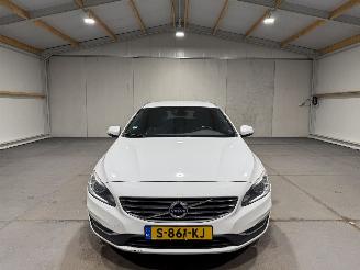 Volvo V-60 2.0T4 140kW Ocean Race Clima Camera picture 4