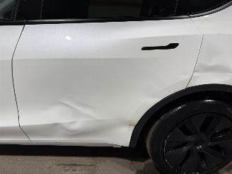 Tesla Model Y 75kWh Long Range 258kW AWD picture 30