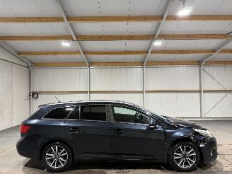 krockskadad bil auto Toyota Avensis 1.8VVTi 108kW Dynamic Business 2012/8