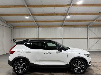 Schadeauto Volvo XC40 T5 1.5 132kW Automaat Pano Twin Engine R-Design 2020/2