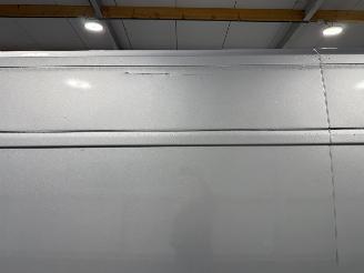 Peugeot Boxer 330 2.2BlueHDI 103kW L2H2 Premium picture 13