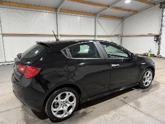 Alfa Romeo Giulietta 1.6JTDm 88kW Automaat Super picture 5