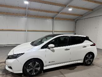 Nissan Leaf 40kWh N-Connecta 110kW Automaat picture 9