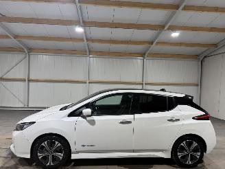 Nissan Leaf 40kWh N-Connecta 110kW Automaat picture 8