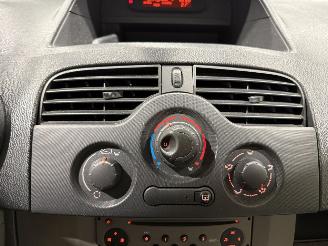Renault Kangoo 1.6-16V 78kW Expression picture 16
