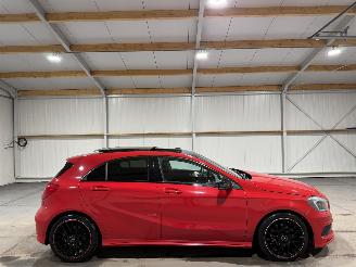 Damaged car Mercedes A-klasse 180  90kW Automaat Ambition Pano Comfort 2014/5