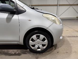 Toyota Yaris 1.0VVTi 51kW Airco Terra picture 16