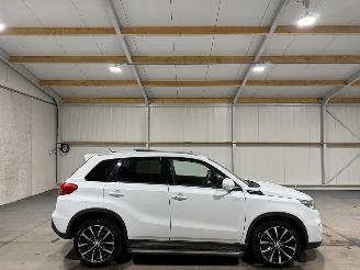 Schadeauto Suzuki Vitara 1.6 88kW Automaat High Executive Pano 2017/5