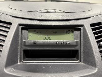 Mitsubishi Grandis 2.4-16V 121kW Automaat InSport 7 Persoons picture 26