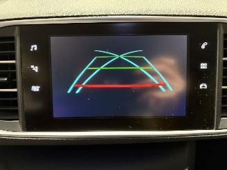Peugeot 308 1.2PureTech 96kW Automaat Allure picture 35