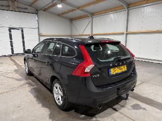 Volvo V-60 1.6T3 110kW Airco Ocean Race picture 12