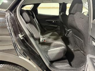 Peugeot 3008 1.5 BlueHDI 96kW Active Pack Business picture 22