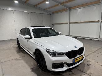 BMW 7-serie 740i 240kW Automaat Schuifkantel High Executive Luchtvering picture 3