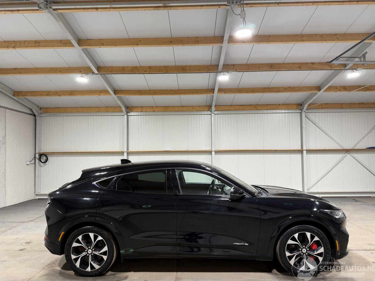 Ford Mustang Mach-e 75kWh AWD 198kW